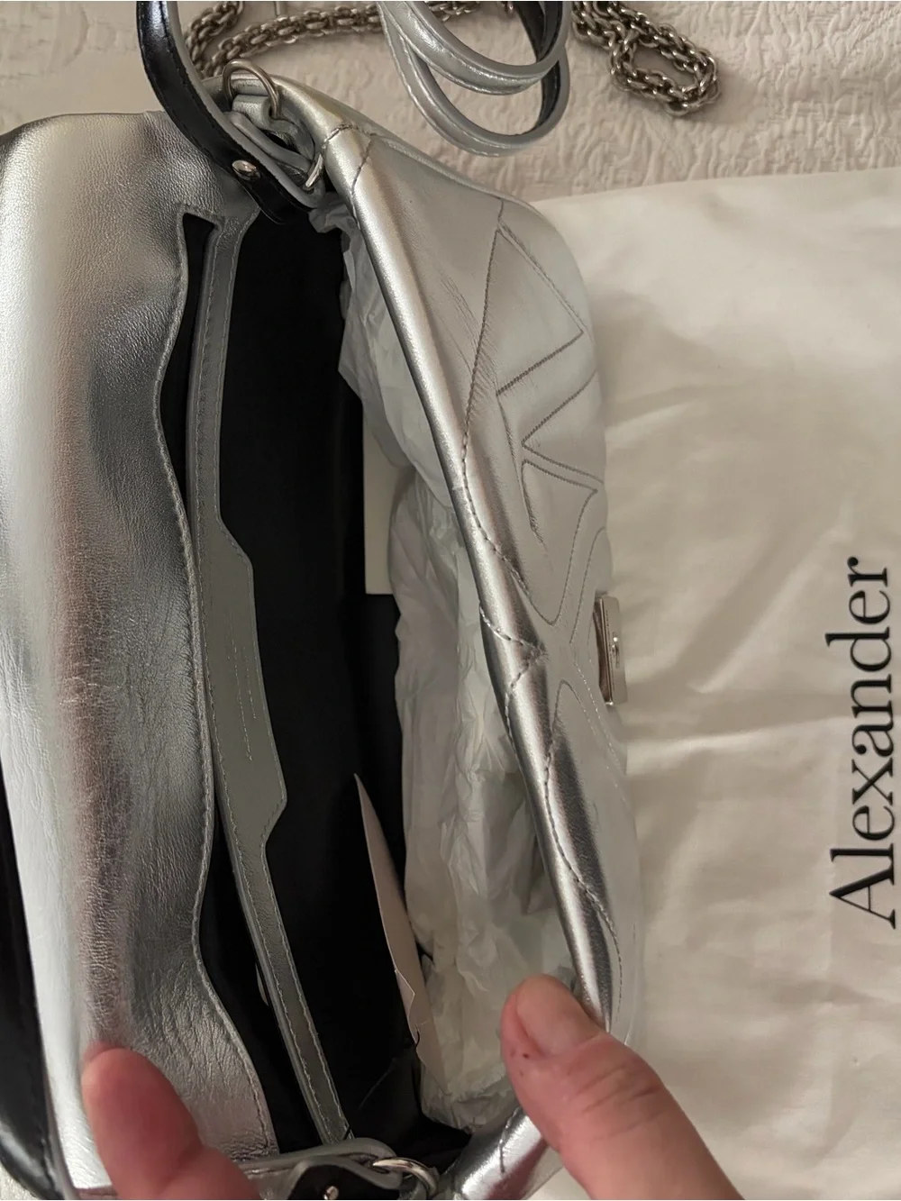 ALEXANDER MCQUEEN Seal Small Gray/Silver Shoulder Bag. Brand New/100% Authentic